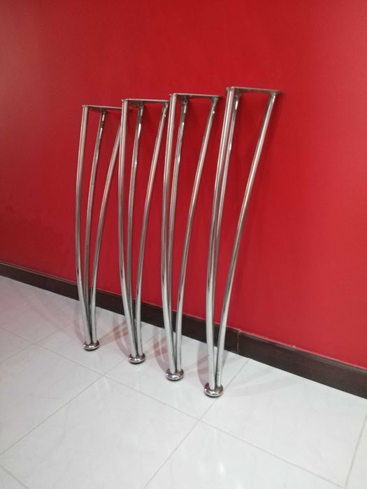 Conjunto de Pernas Metálicas Vintage para Mesa – Estilo Industrial