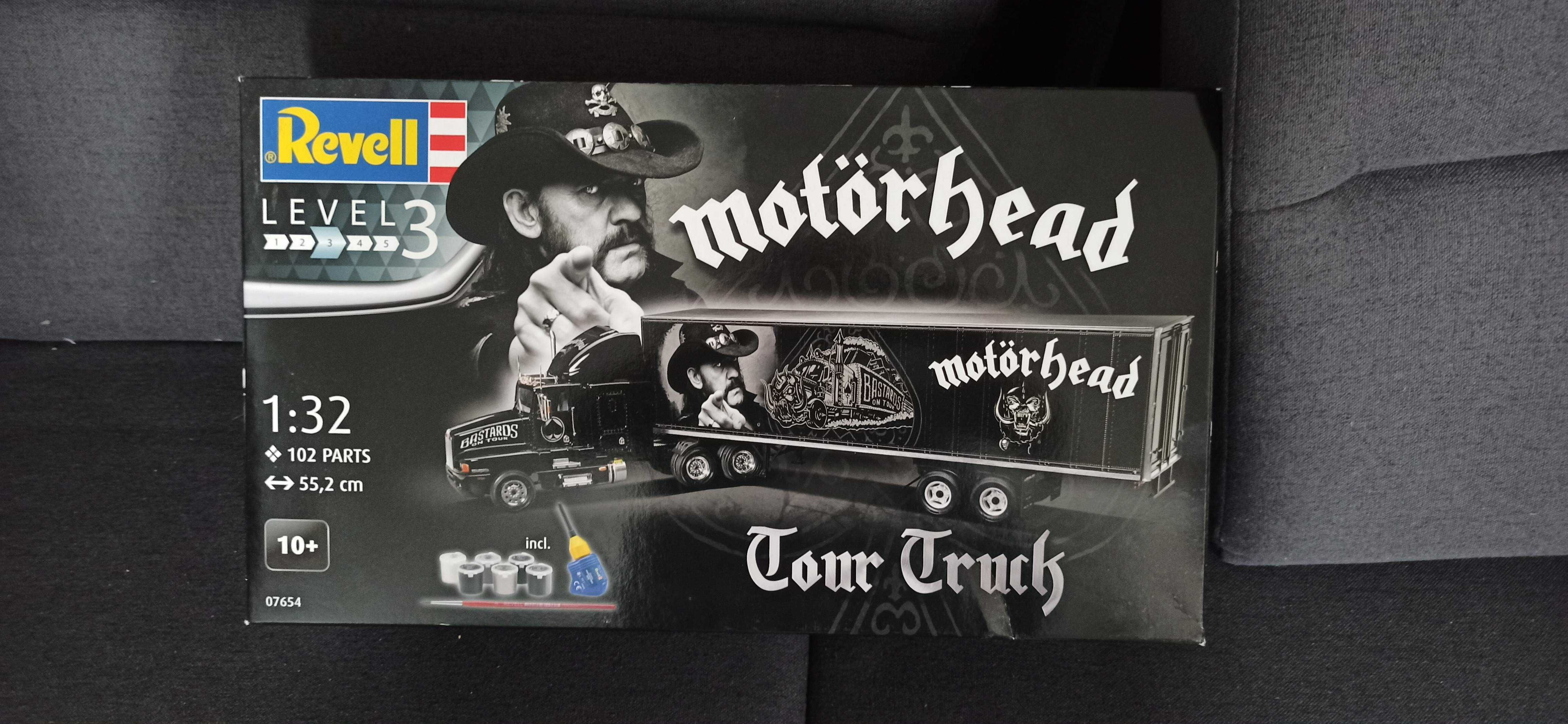 Model do sklejania w skali 1/32 Revell 07654 Motorhead Tour Truck