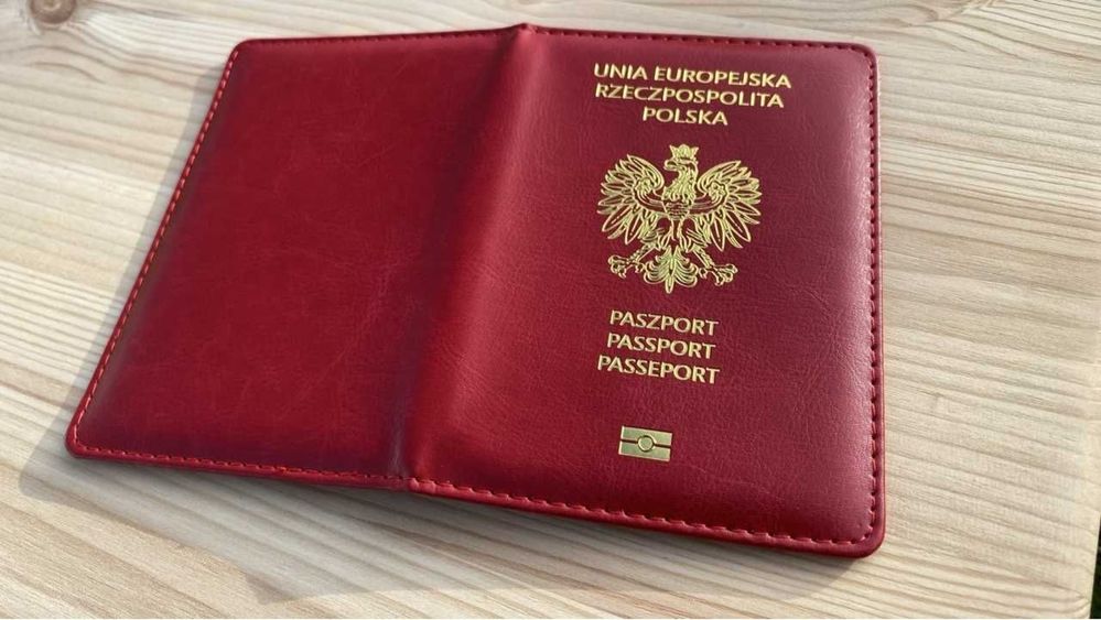 Etui Rzeczpospolita Polska Paszport skóra dwoina, wysyłka w 1H.