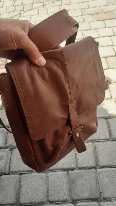 Кожаная сумка через плечо, мессенджер,кроссбоди 30*25*10см.Коричневая.