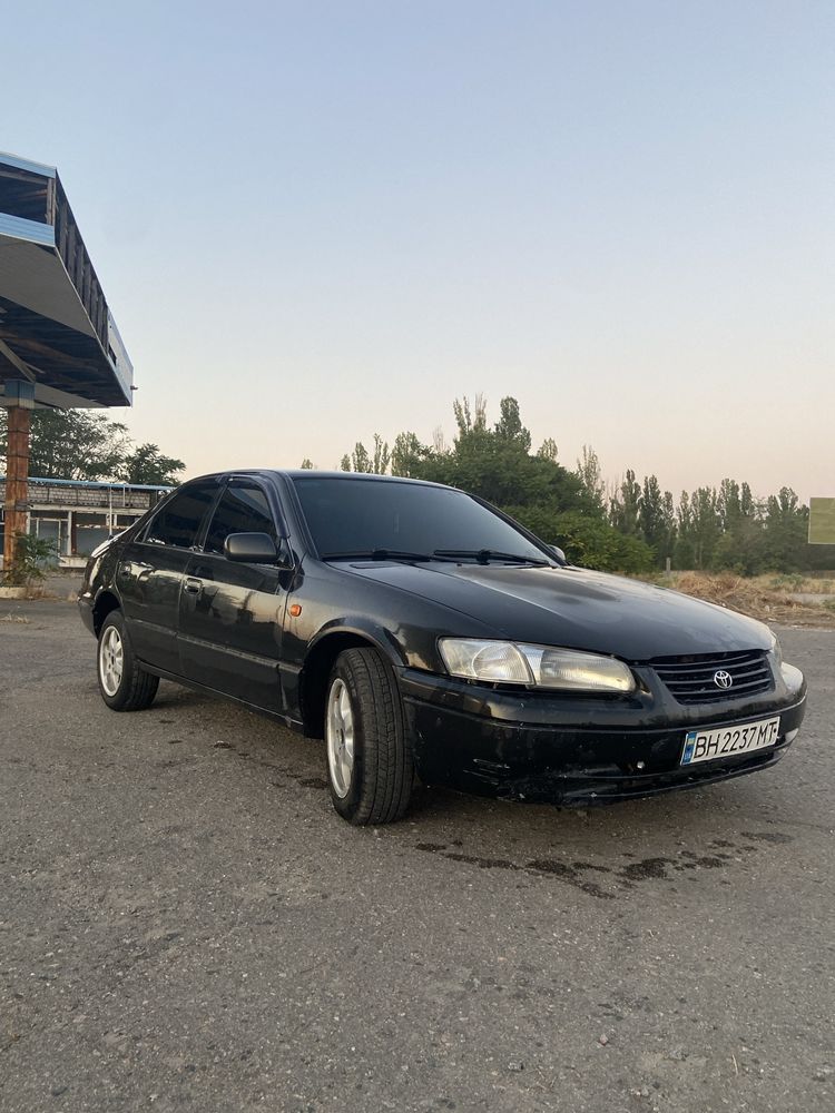 СРОЧНО Toyota Camry 20 2.2 газ/бензин