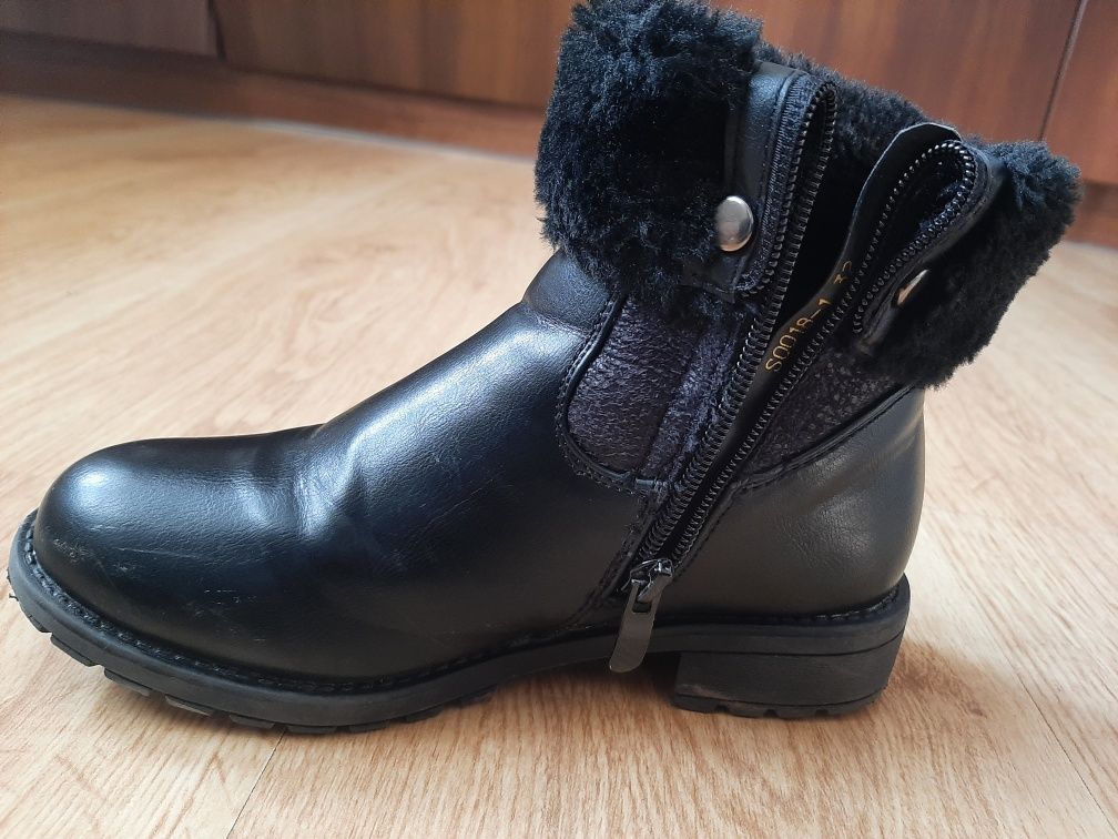 Buty dziewczęce rozm 32 zimowe