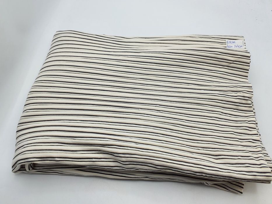 Dzianina tunel kupon 1,70 m.x 144 cm.