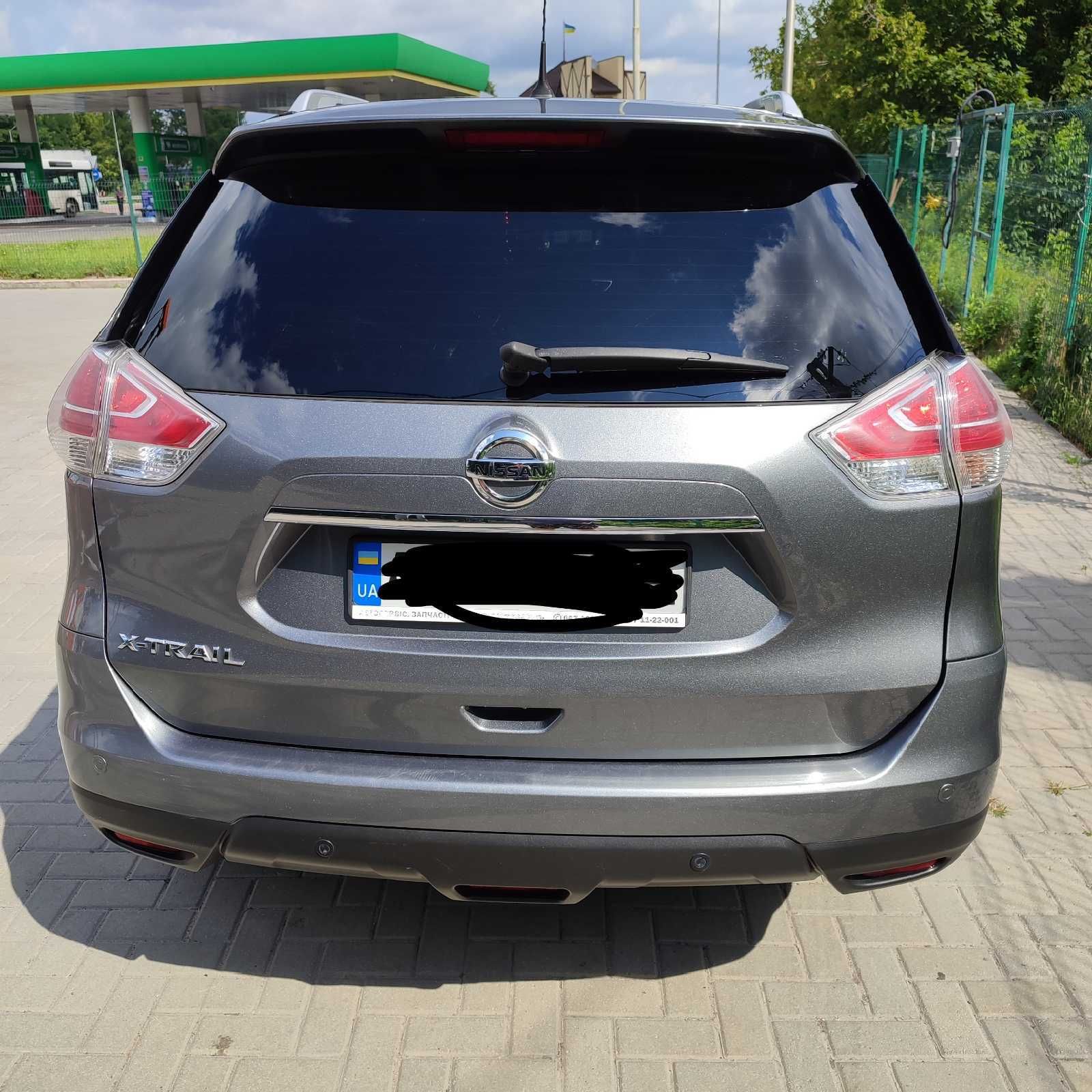 Продам автомобіль Nissan X-Trail 2015 рв.у відмінному технічному стані
