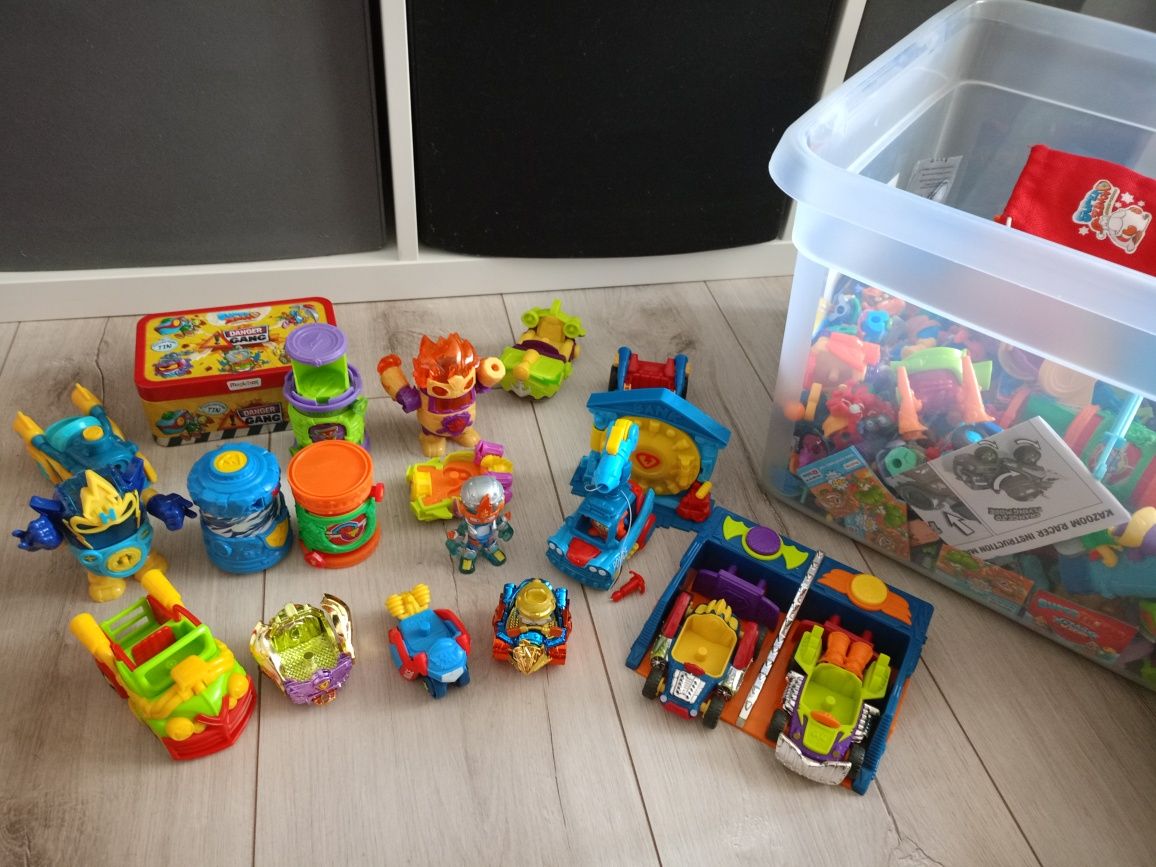 Zestaw super zings things pojazdy figurki i wiele więcej