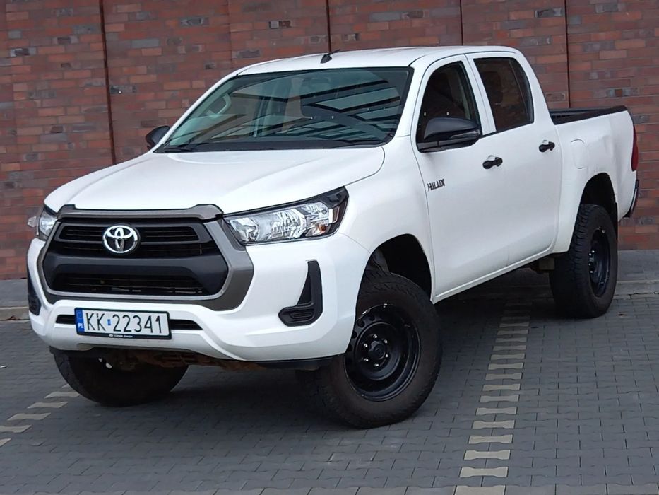 Toyota Hilux Lift 10.2023r FV23% 96.700zł Netto 1-Właściciel Krajowy