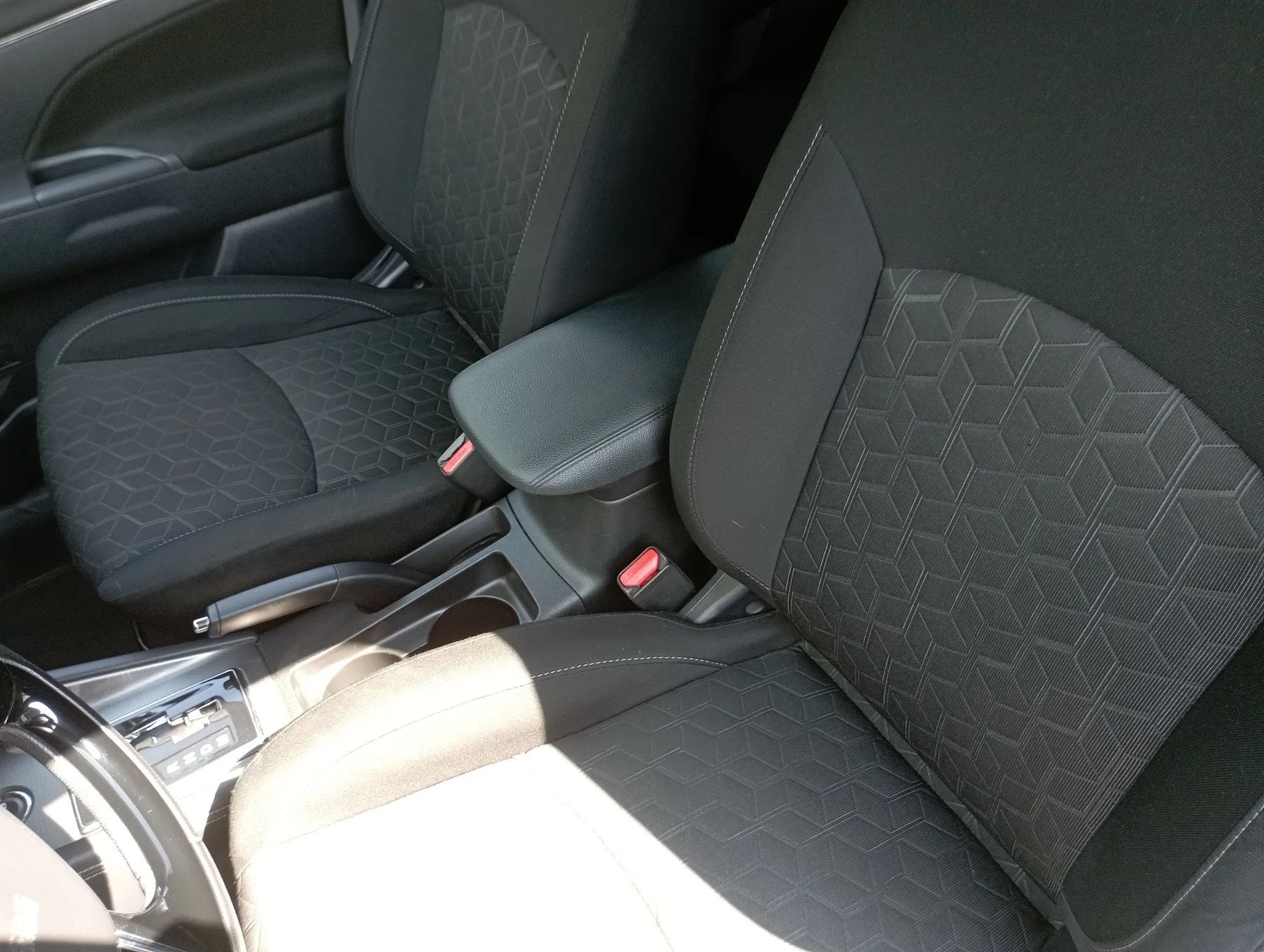 Mitsubishi ASX 2,0 CVT 4WD Instyle 10/2019! TYLKO 49 tys.km!!