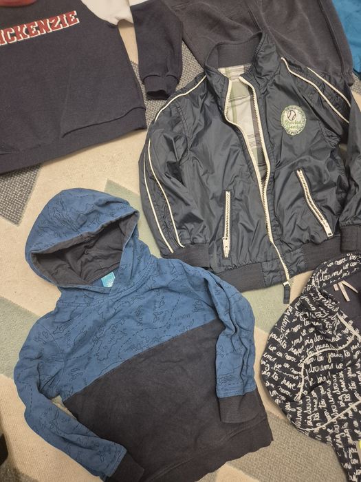 Ubranka roz 116-122 dla chłopca jesienne