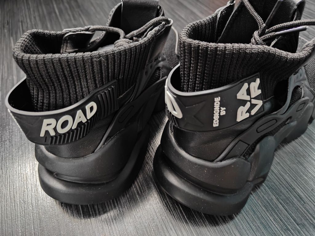Męskie buty TECHWEAR Technical SNEAKERS r.40