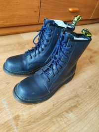 Damskie granatowe wysokie glany a'la Dr Martens