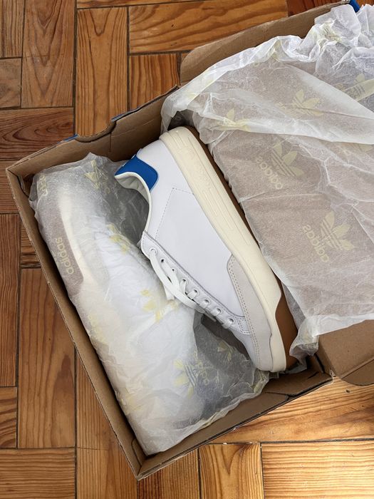 Tenis adidas Rod Laver