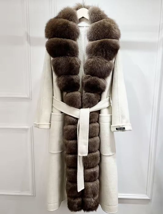 Kontantto welniano kaszmirowy plaszcz z futrem naturalalnym lisa xs-44