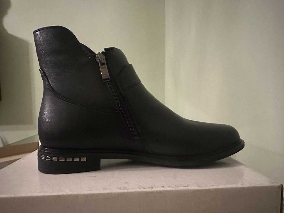 Черевики демисезонні жіночі шкіряні