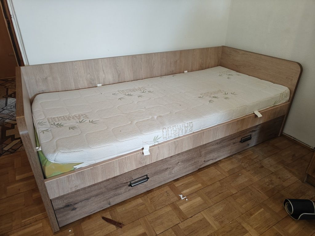 Tapczan łóżko z 2 pojemnikami na pościel dostawa Warszawa