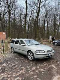 Volvo V70 Idealny samochód na trasy