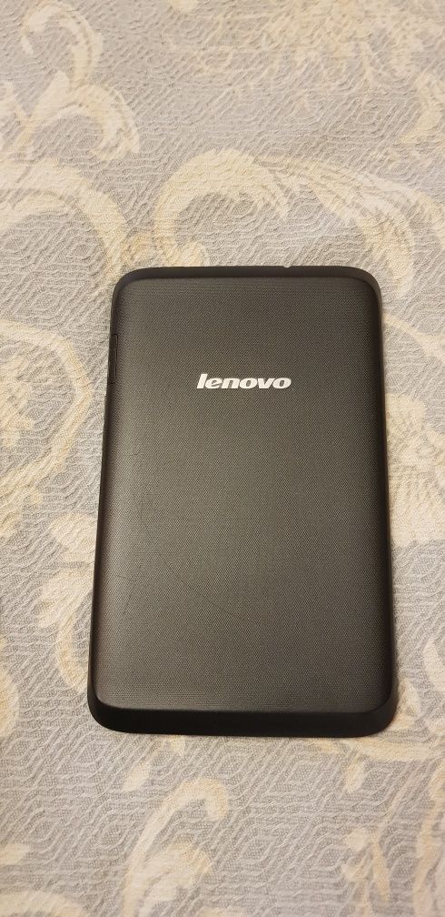 Планшет Lenovo б/у