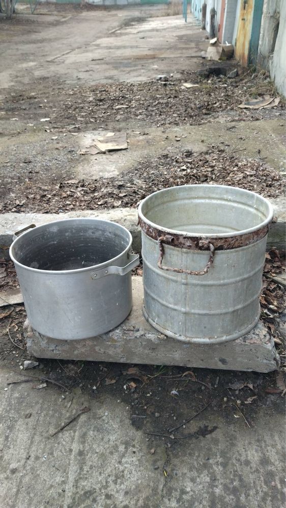 Продам каструлі не дорого