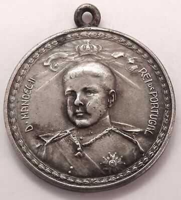 Duas Medalhas guerra 1865 e D. Manuel Brasil 1908