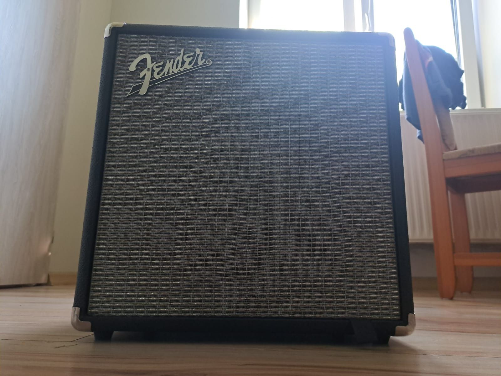 Fender Rumble 25 wzmacniacz bas combo basowe idealny stan