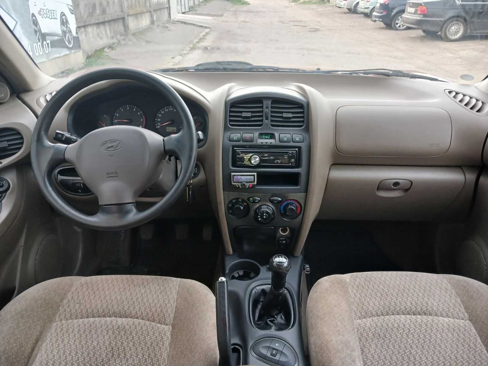 Hyundai Santa FE 2003 року 2,7 л./бензин