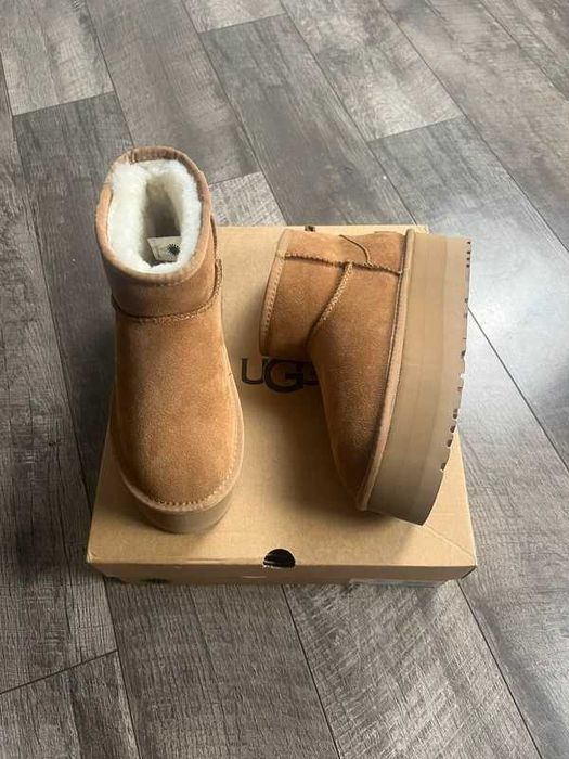 UGG_Classic_Ultra_Mini_Platformie_Roz.38
