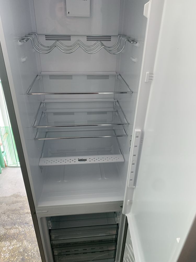 Lodówka Sharp SJ 152 cm
