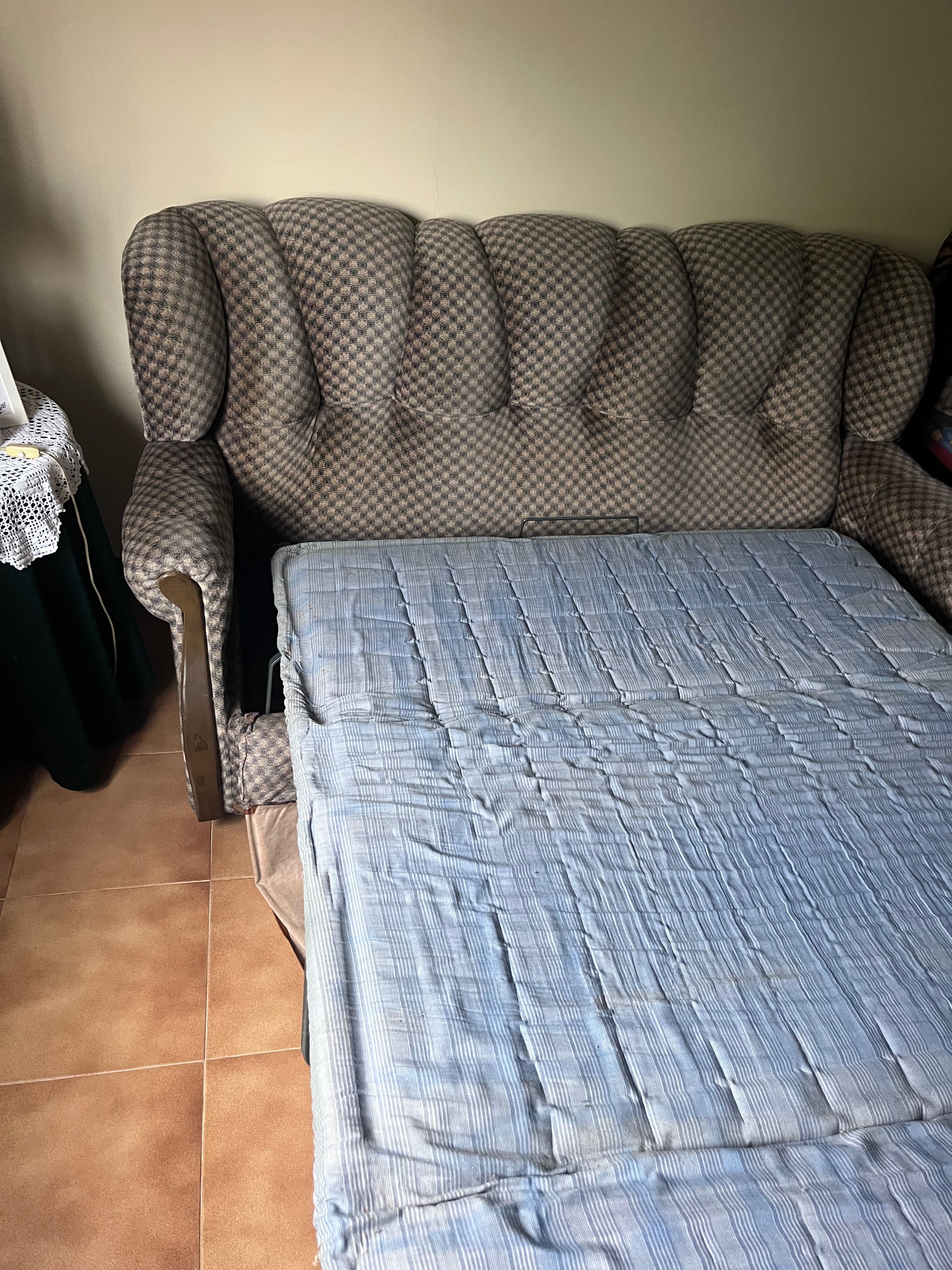 Conjunto 1 sofá e 2 cadeirões