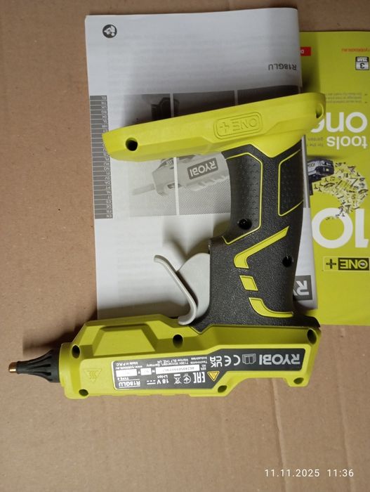 Pistolet do klejenia Ryobi 18V