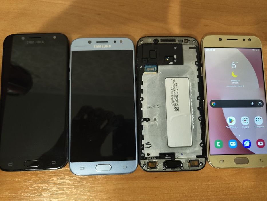 Samsung j530f лот на запчастини