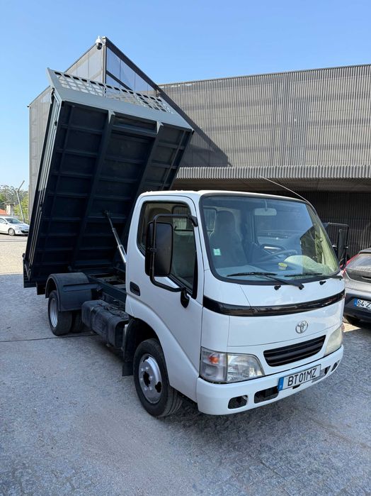 Carrinha toyota dyna basculante