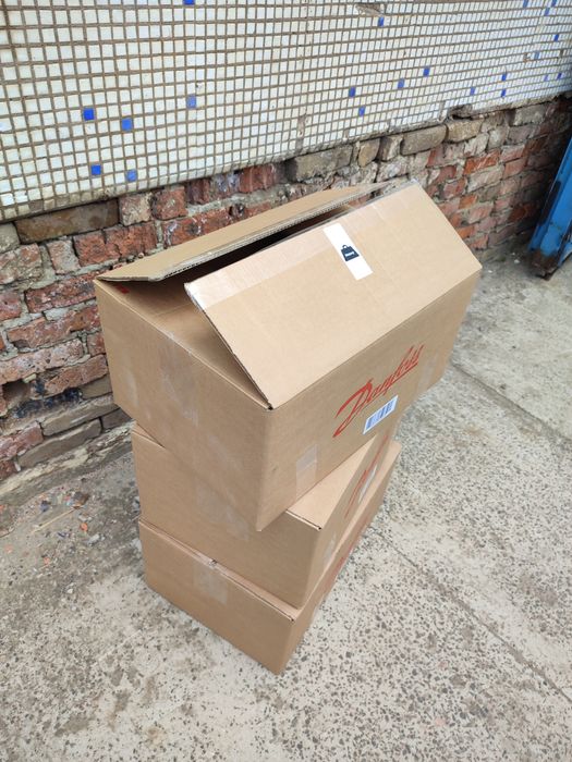 Картонні коробки