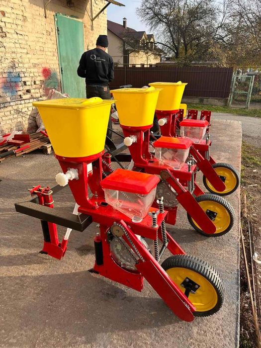 Сівалка кукурудзяна точного висіву