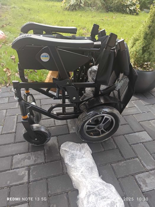 Nowy wózek inwalidzki elektryczny Smart Cross