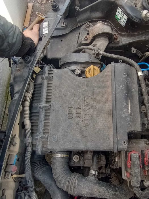 Lancia silnik 1,4 843A1000 kompletny