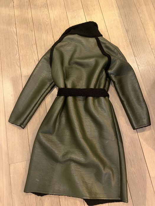 Zielony khaki oliwkowy płaszcz ocieplany kożuch kożuszek męski asos