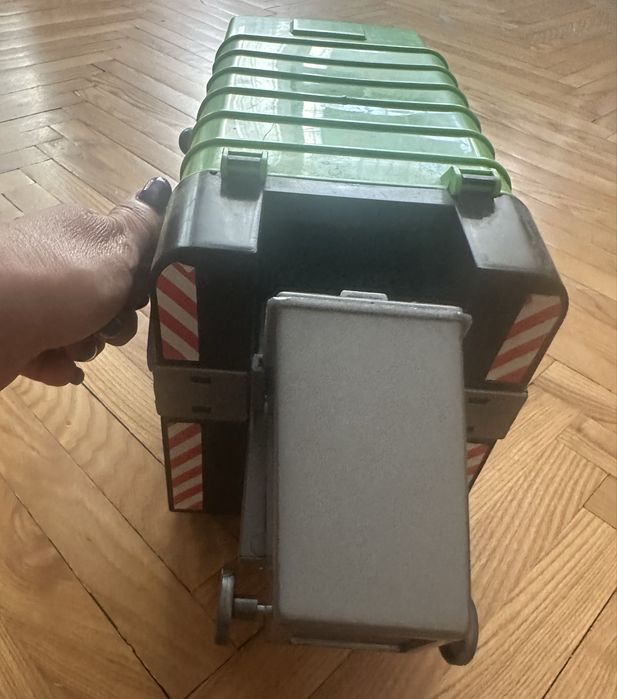 Машина мусоровіз