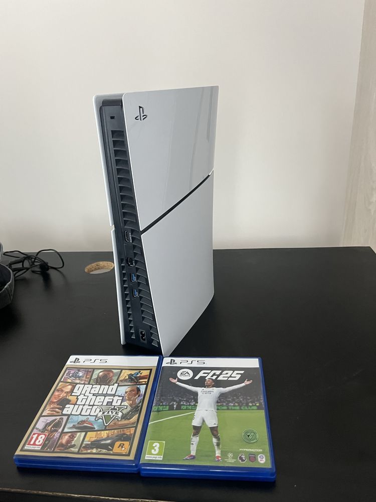 Ps5 z napedem +2gry