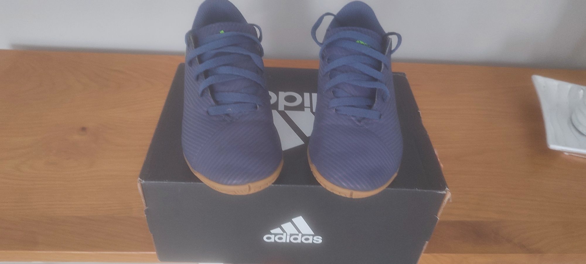 Halówki buty piłkarskie Adidas Nemeziz Messi R 30