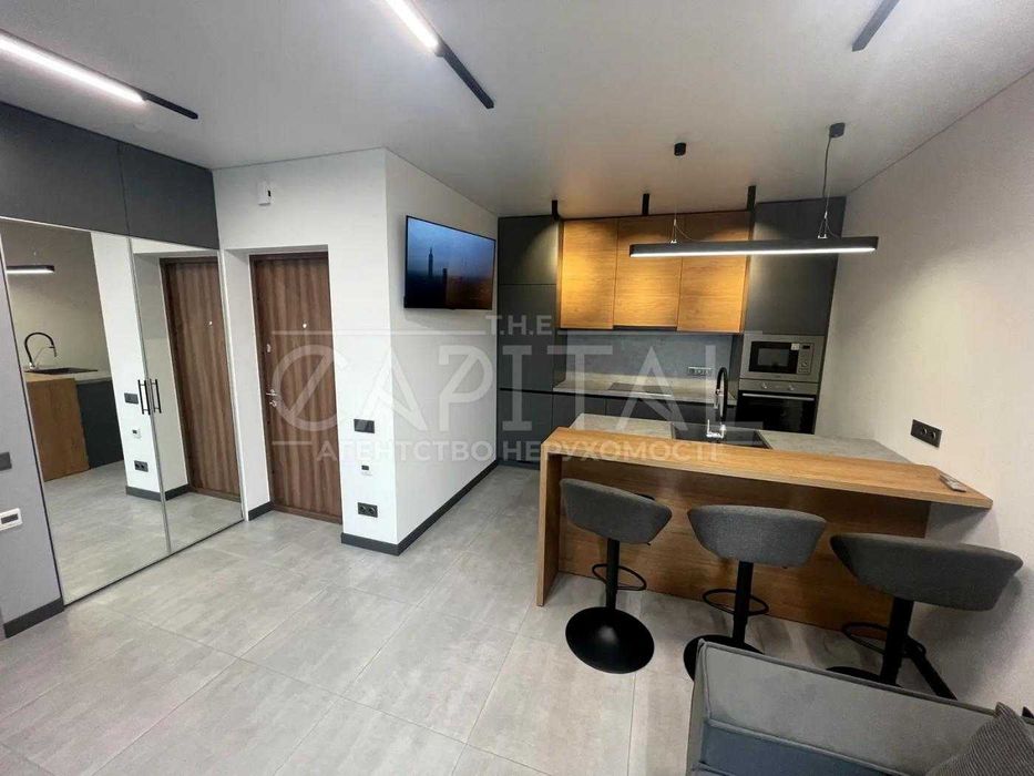 Оренда  Квартира  вул. Всеволода Змієнка Виноградар Київ