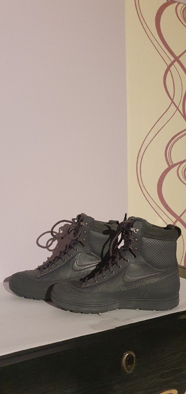 Buty nowe damskie zimowe Nike Tychee Mid