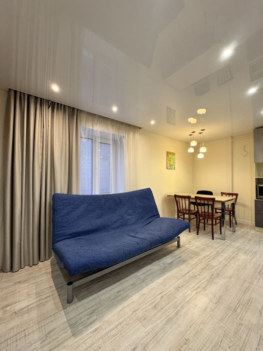 Продаж сучасної 3к.квартири після ремонту ,з видом на Соборну площу !