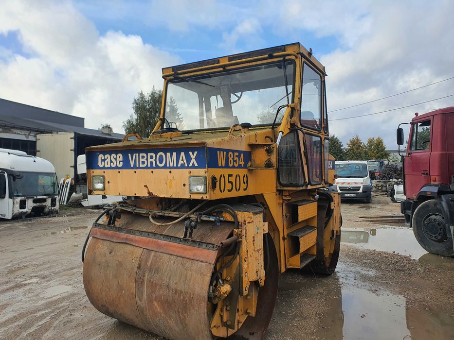 Walec drogowy CASE Vibromax W854