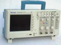 Осциллограф Tektronix TDS 2002B
