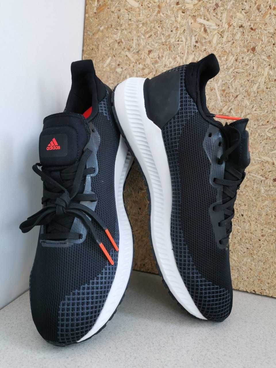 Кросівки чоловічі Adidas Solar Blaze розмір 42