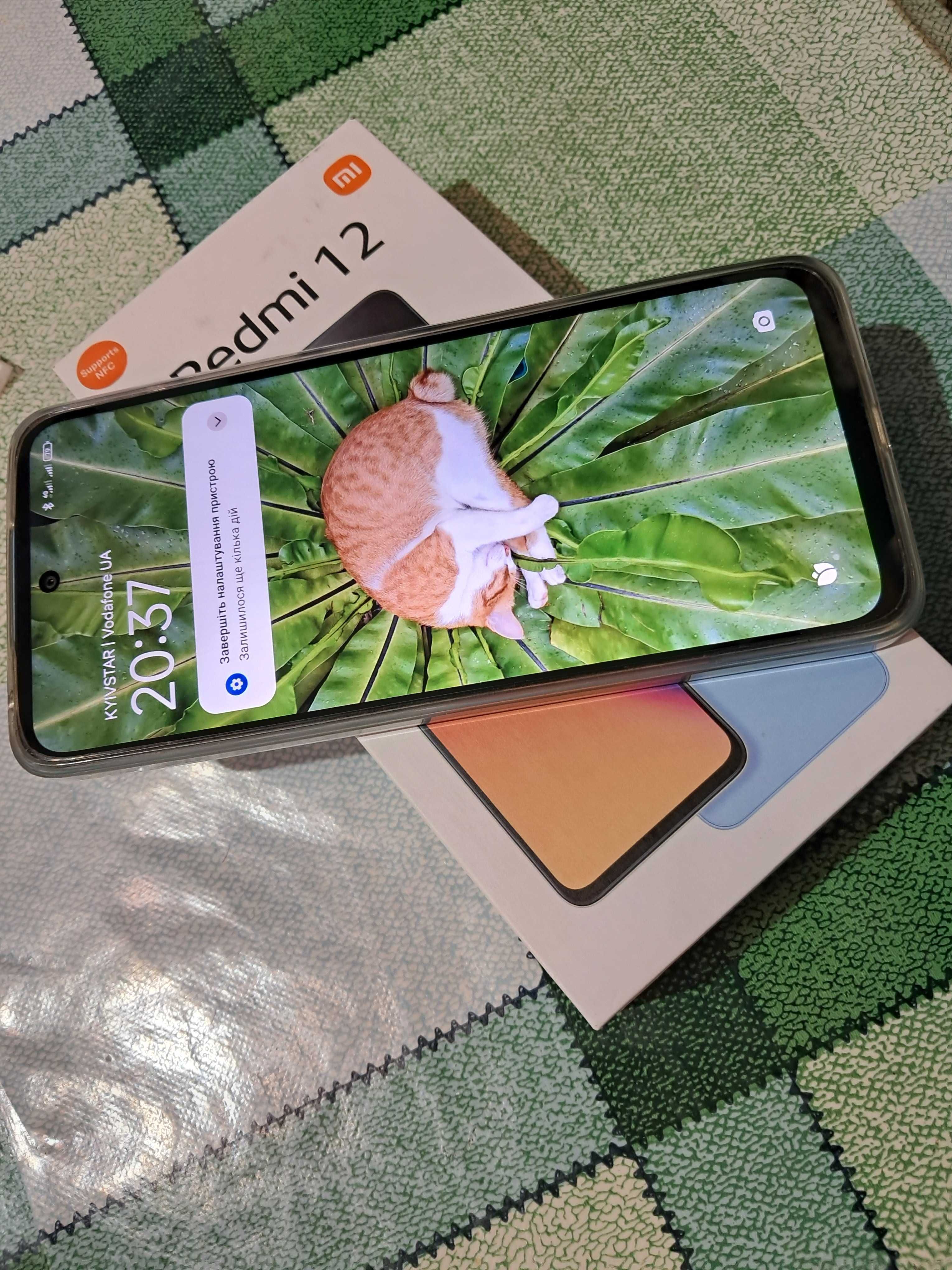 Redmi- 12 как новый 4 х 128