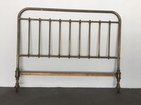 Cama em cobre.
