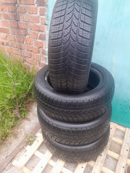 Продам гарну зимову гуму Cormoran 205 55 16 протектор 6- 7мм зима