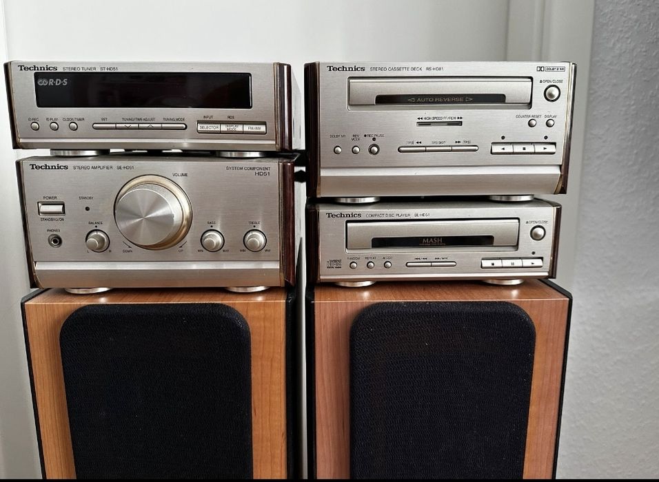 Стереосистема Technics с динамиками CAT