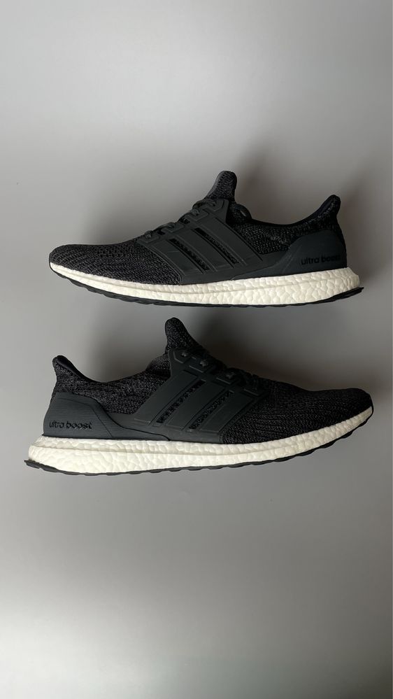 Р.48(31см) Кросівки Adidas Ultra Boost 4.0 Carbon Оригінал