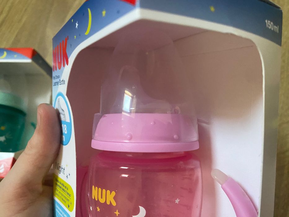 Новый поильник Nuk 6-18 месяца с силиконовым носиком Винни Микки маус